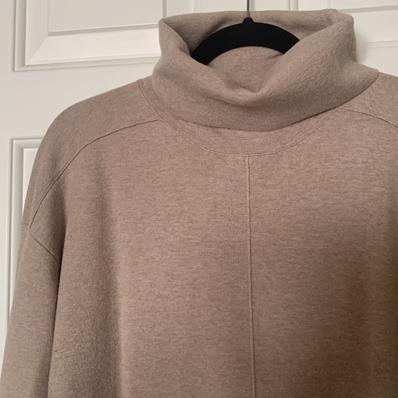 SZ M Banana Republic Knit Dress - Picture 2 of 4